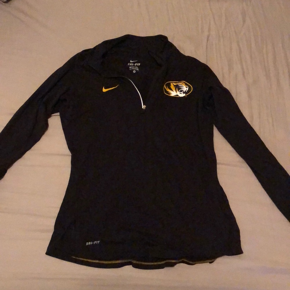 Women’s size M Nike Mizzou dri-fit half zip